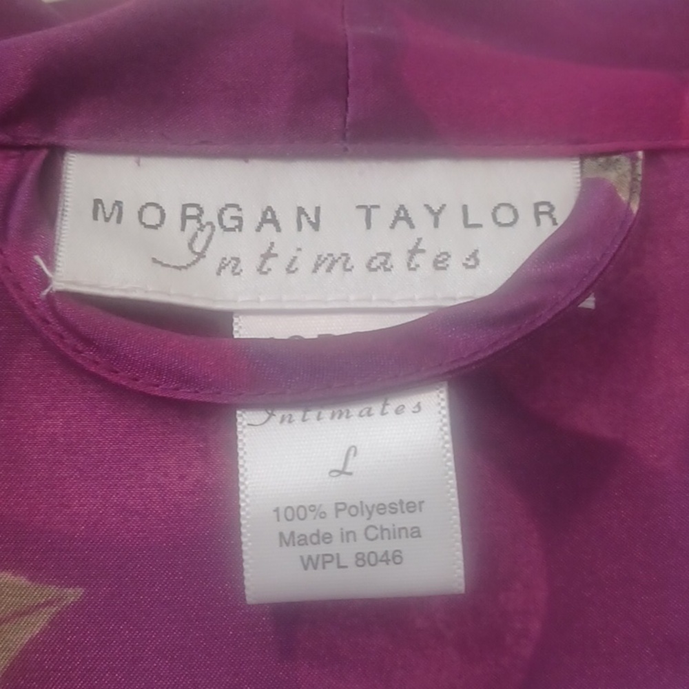 MORGAN TAYLOR FLORAL  ROBE - Picture 2 of 4